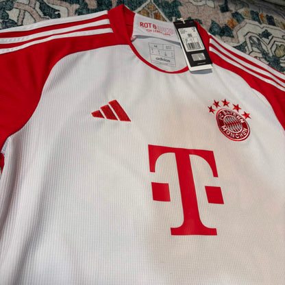 Bayern Munich 2023/24 Home Jersey – BNWT