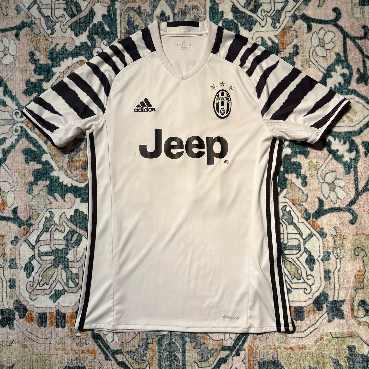 Juventus 2016–17 Third Jersey – Dybala 21