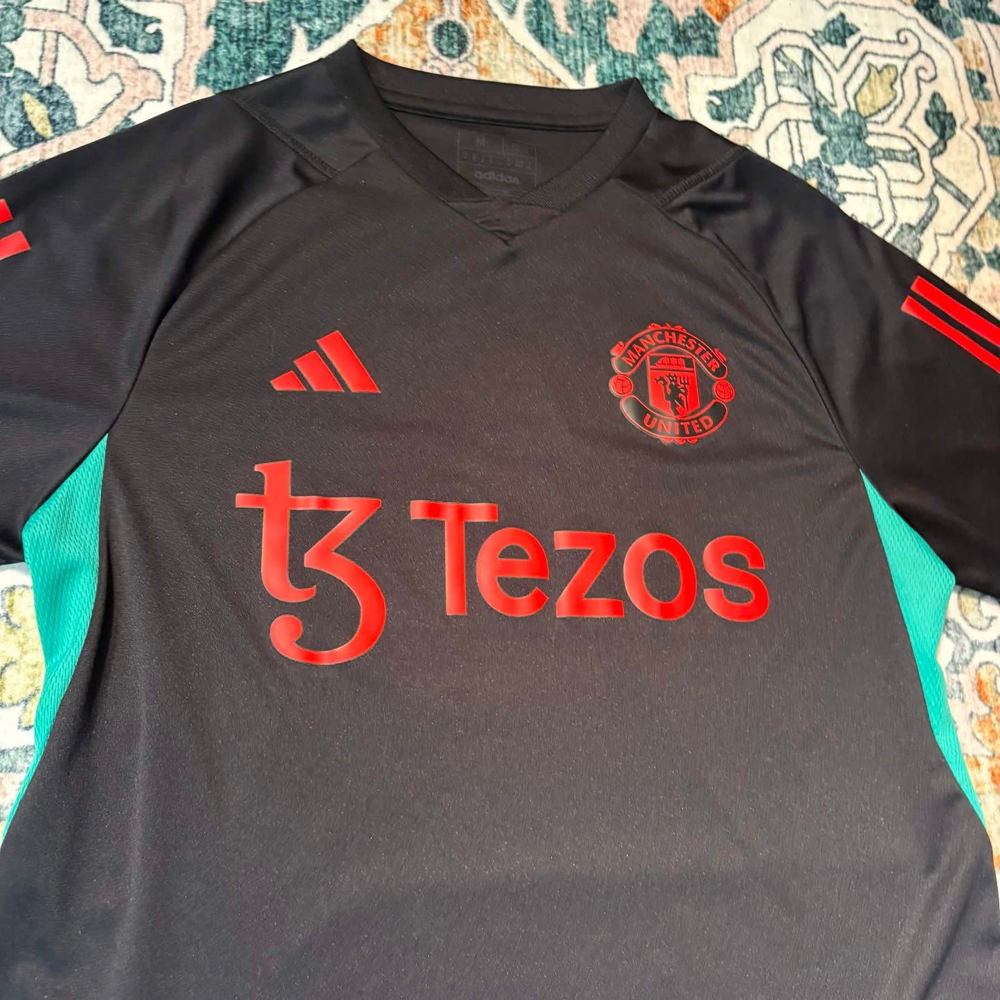 Manchester United 2023–24 Training Jersey