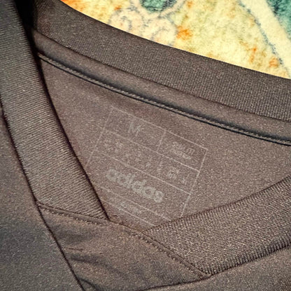 Manchester United 2023–24 Training Jersey
