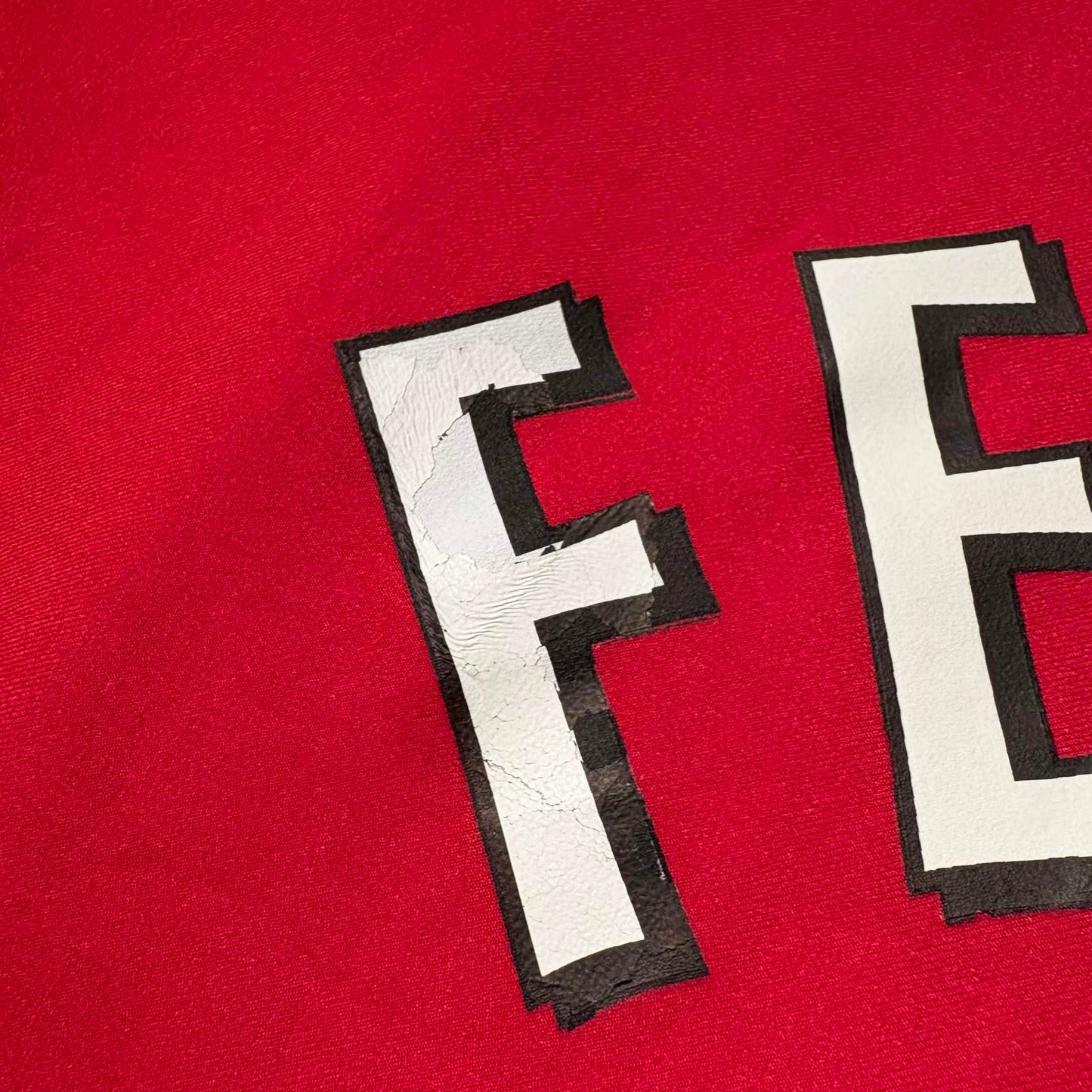 Manchester United 2002–04 Home Jersey – Ferdinand #6