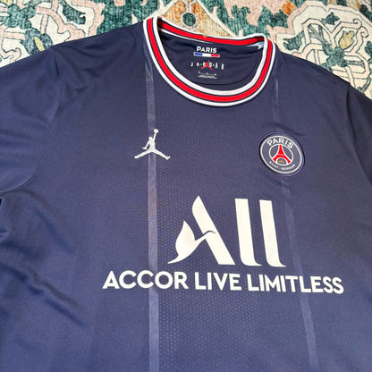 Paris Saint-Germain 2021/22 Home Jersey – Mbappé #7