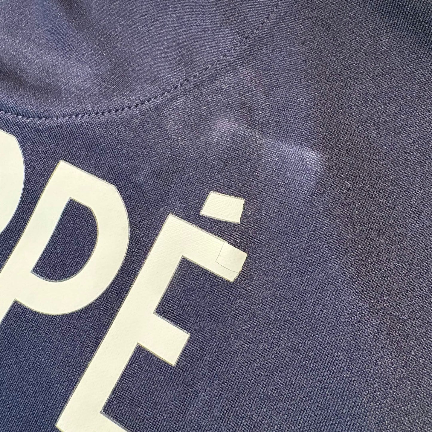 Paris Saint-Germain 2021/22 Home Jersey – Mbappé #7
