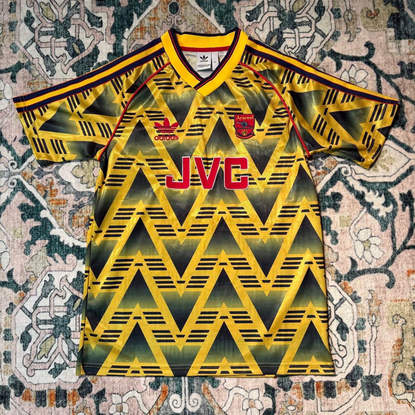 Arsenal 1991–93 Away Jersey (2019 Reissue)