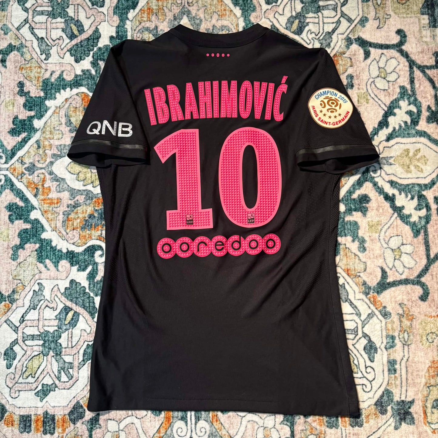 Paris Saint-Germain 2015/16 Third Jersey Stock Pro – Zlatan Ibrahimović #10