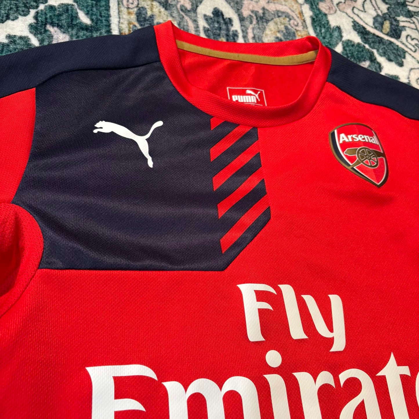 Arsenal 2015–2016 Training Jersey